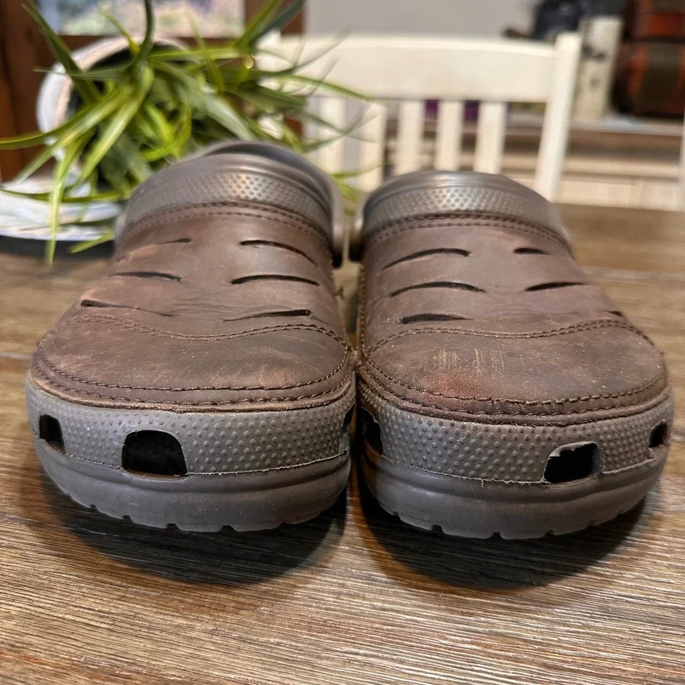Yukon Vista II Crocs Leather Lined Clogs Slip On Shoes Brown Size Mens 9